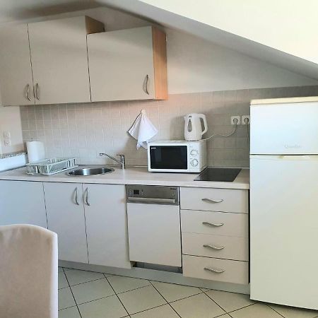 Apartment Lily Near Zagreb Airport Velika Gorica Eksteriør billede
